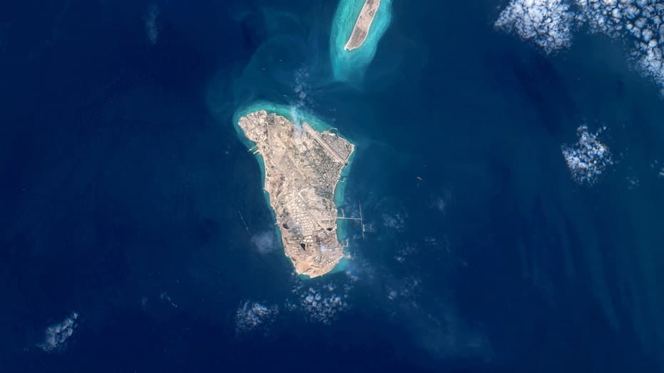 Trump eyes Iran's Kharg Island; military maps lightning seizure plan