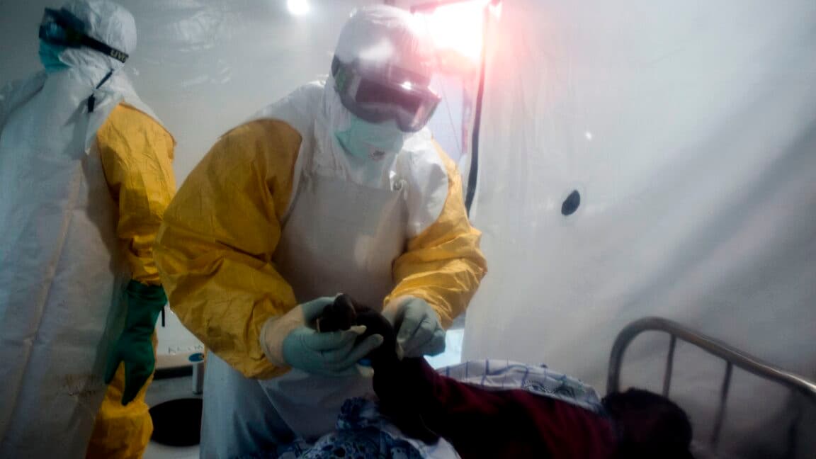 Rare Ebola Strain Ravages Congo, Uganda; 65 Dead