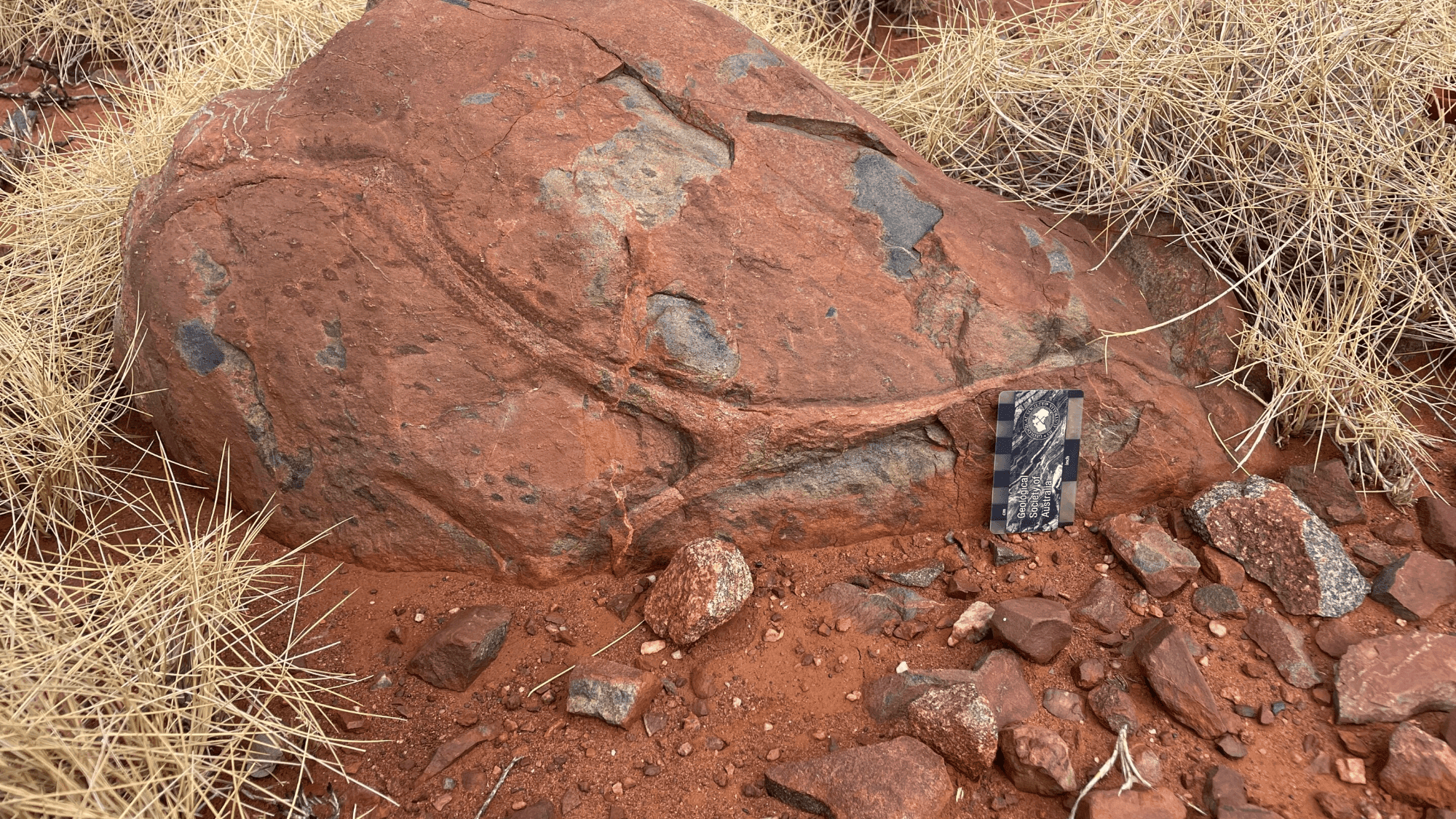 Ancient Rocks Reveal Water's 3.1 Billion-Year Grip on Earth