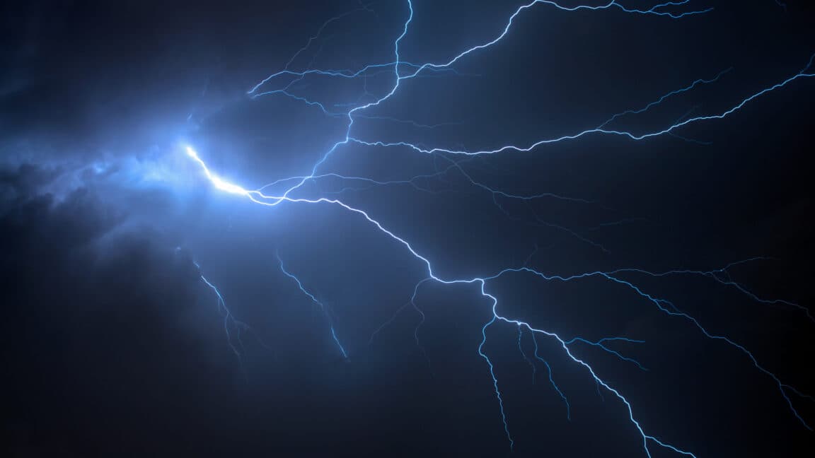 Lightning Strikes Gold: Fiber Optics Reveal Earth's Hidden Tremors