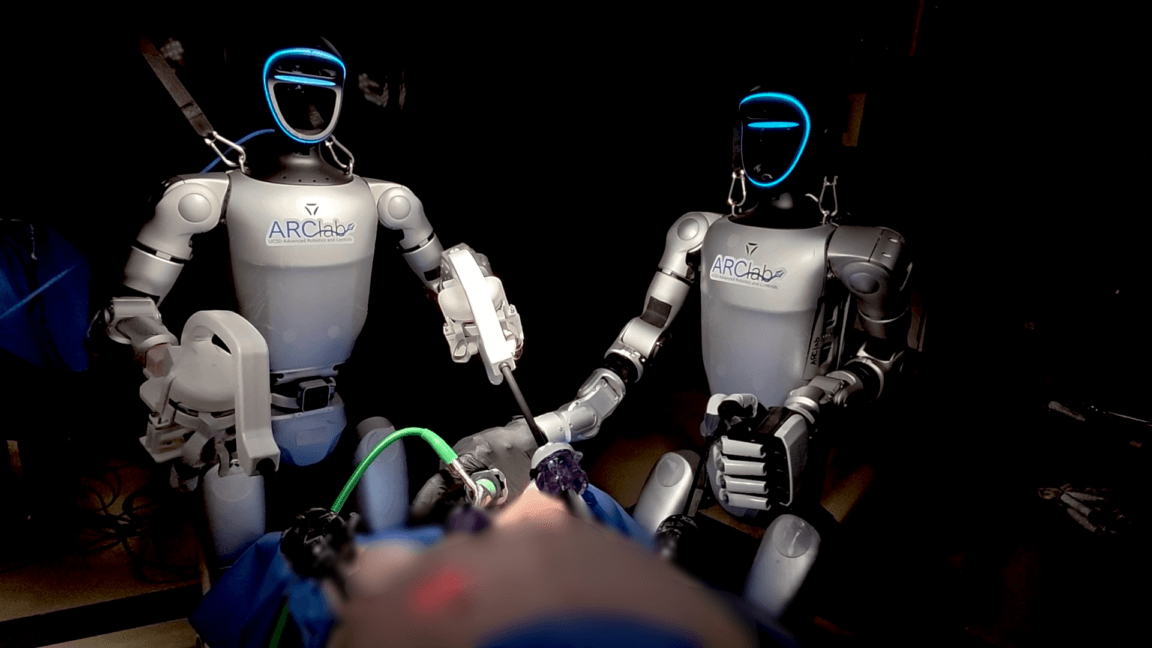 Surgeons pilot robots in world's first remote-controlled operation